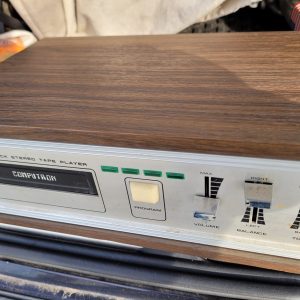 Computron 8 track  Stereo  Pl;payer With OUTPUT to Speakers