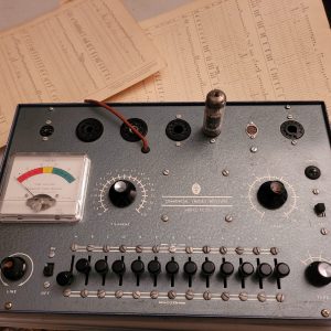 Vintage Electronic Tube Tester Commercial Trades Institute TC-20