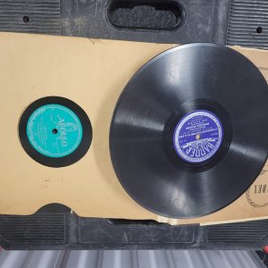 10" 78RPM Record Storage Album  Book  With 10 records